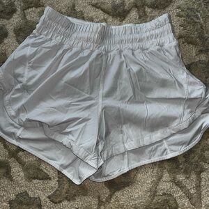 Lululemon Athletica White High Waisted Shorts Size 6